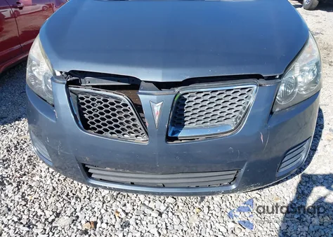 2009 Pontiac Vibe z USA, uszkodzony, nr VIN 5Y2SM670X9Z427071